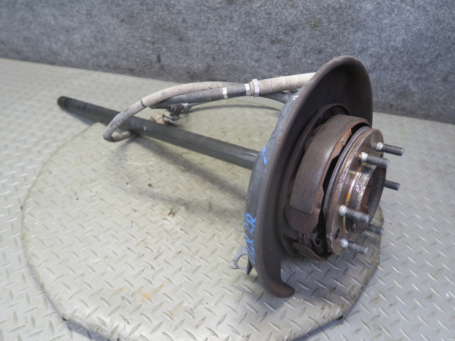 2010-2013 Lexus URJ150L GX460 AWD Rear Right Side Spindle Knuckle Wheel Hub