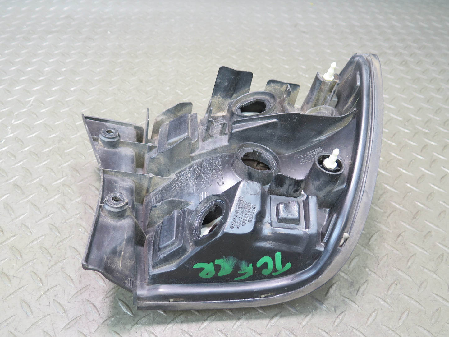 95-97 Toyota Celsior UCF20 RHD Rear Right Side Outer Tail Light Lamp OEM