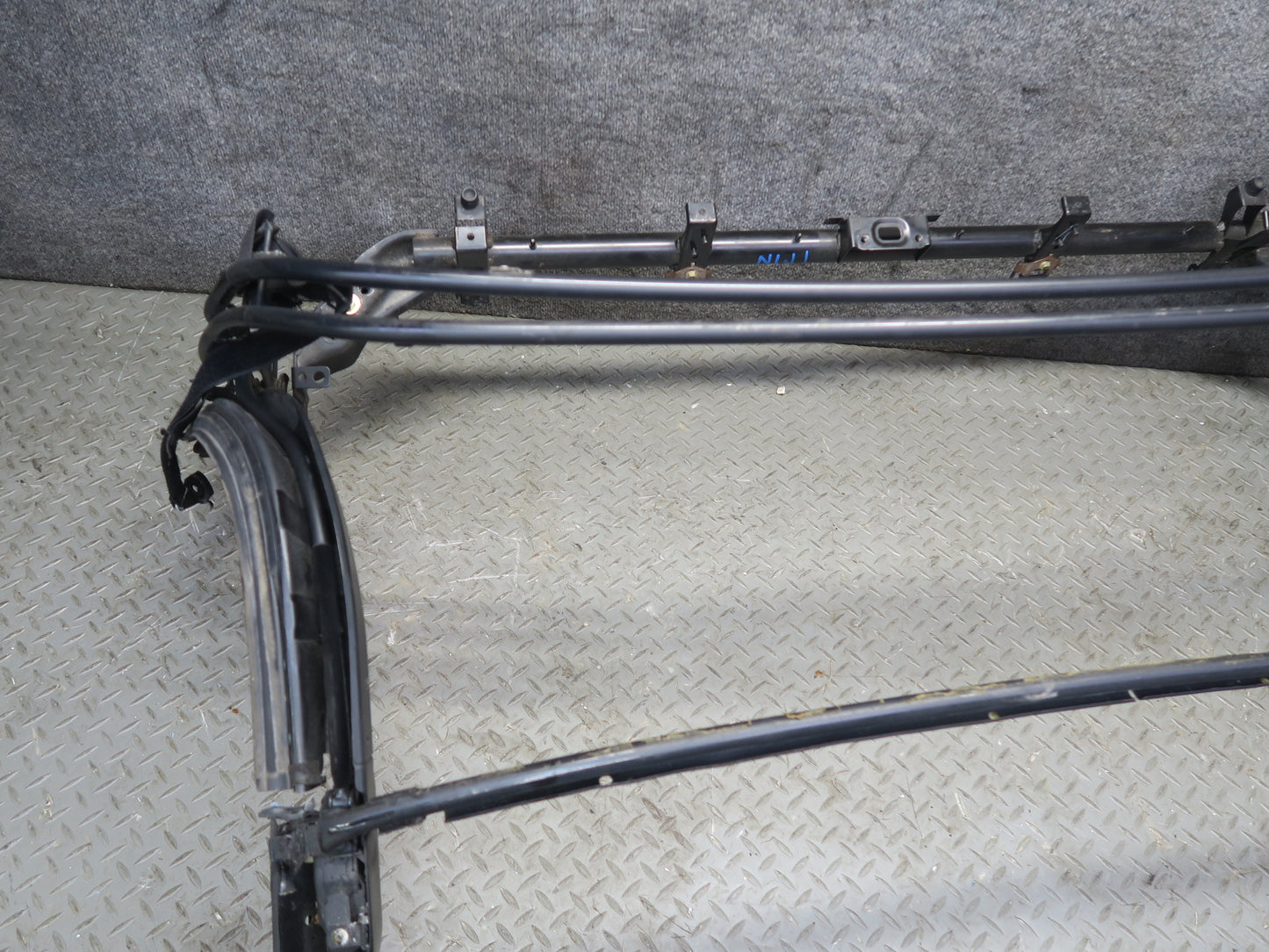 00-05 Toyota MR2 Spyder ZZW30L Convertible Soft TOP Roof Frame Panel OEM