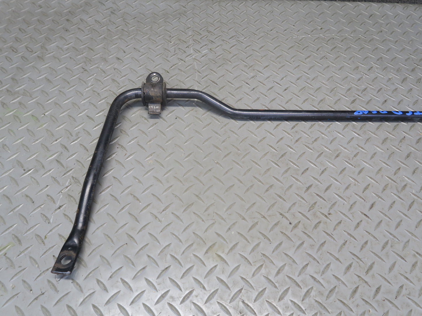 84-88 Toyota Cressida MX73 Sedan Rear Stabilizer Sway Bar 45K Miles OEM