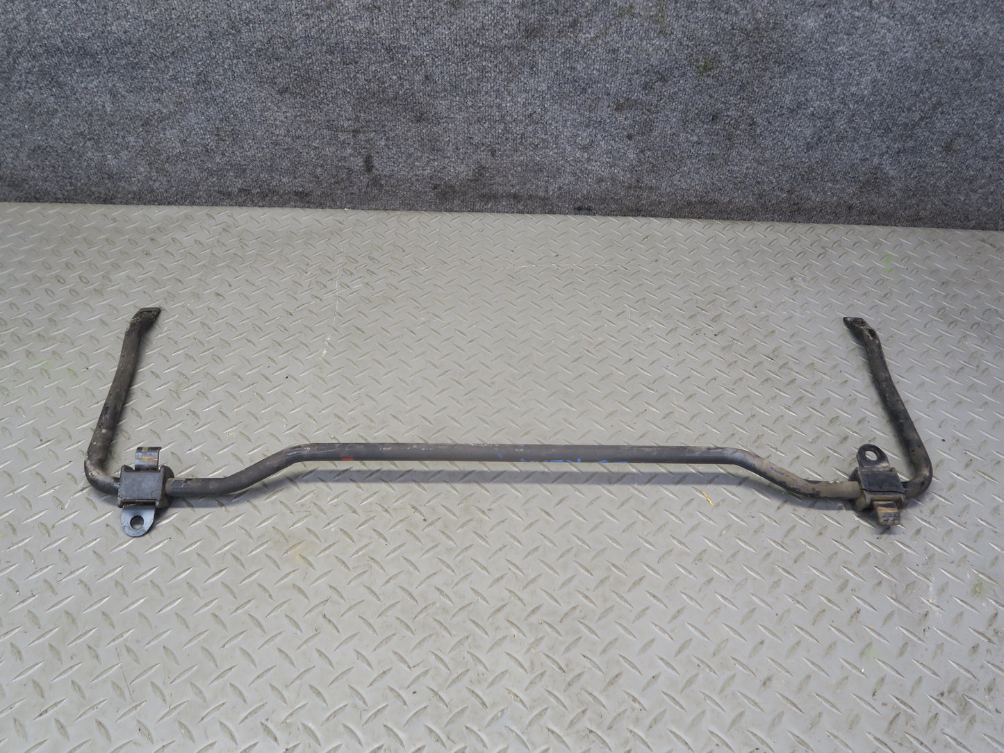 84-88 Toyota Cressida MX73 Sedan Rear Stabilizer Sway Bar 45K Miles OEM