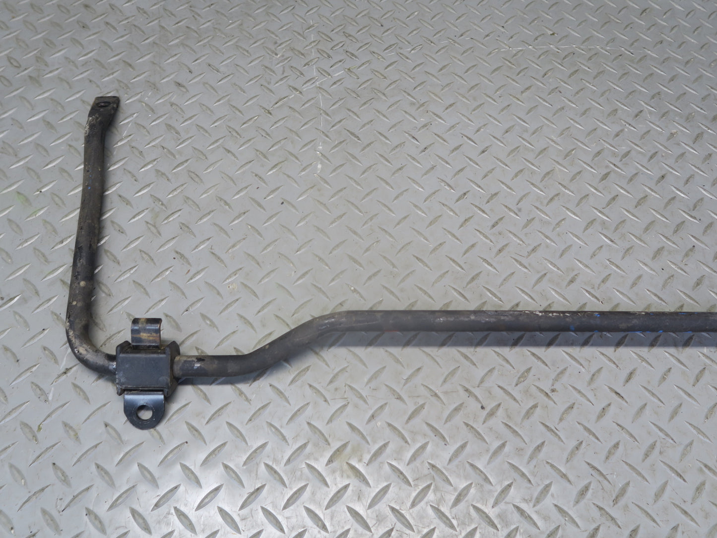84-88 Toyota Cressida MX73 Sedan Rear Stabilizer Sway Bar 45K Miles OEM