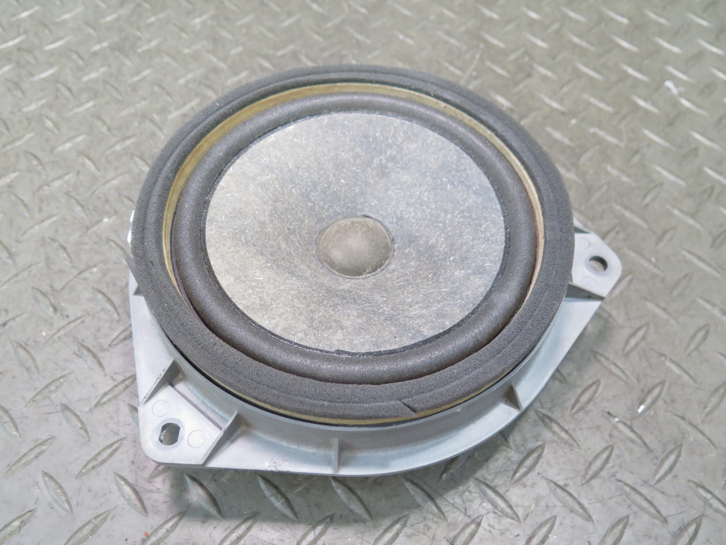 00-05 Toyota MR2 Spyder Set of 2 Left & Right Door Speaker 86160-22860 OEM