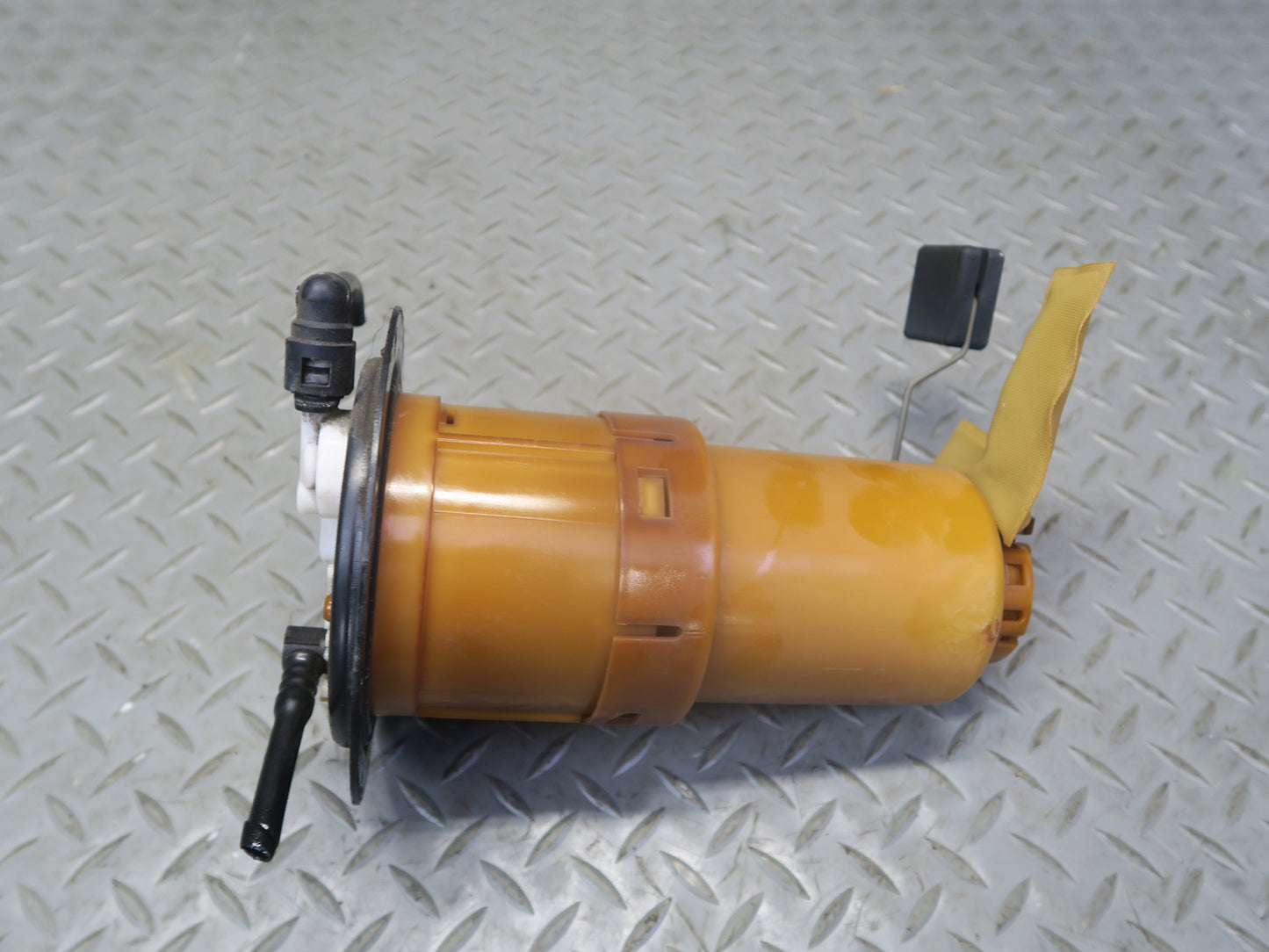 00-05 Toyota MR2 Spyder ZZW30L Fuel Pump Level Sensor Assembly OEM