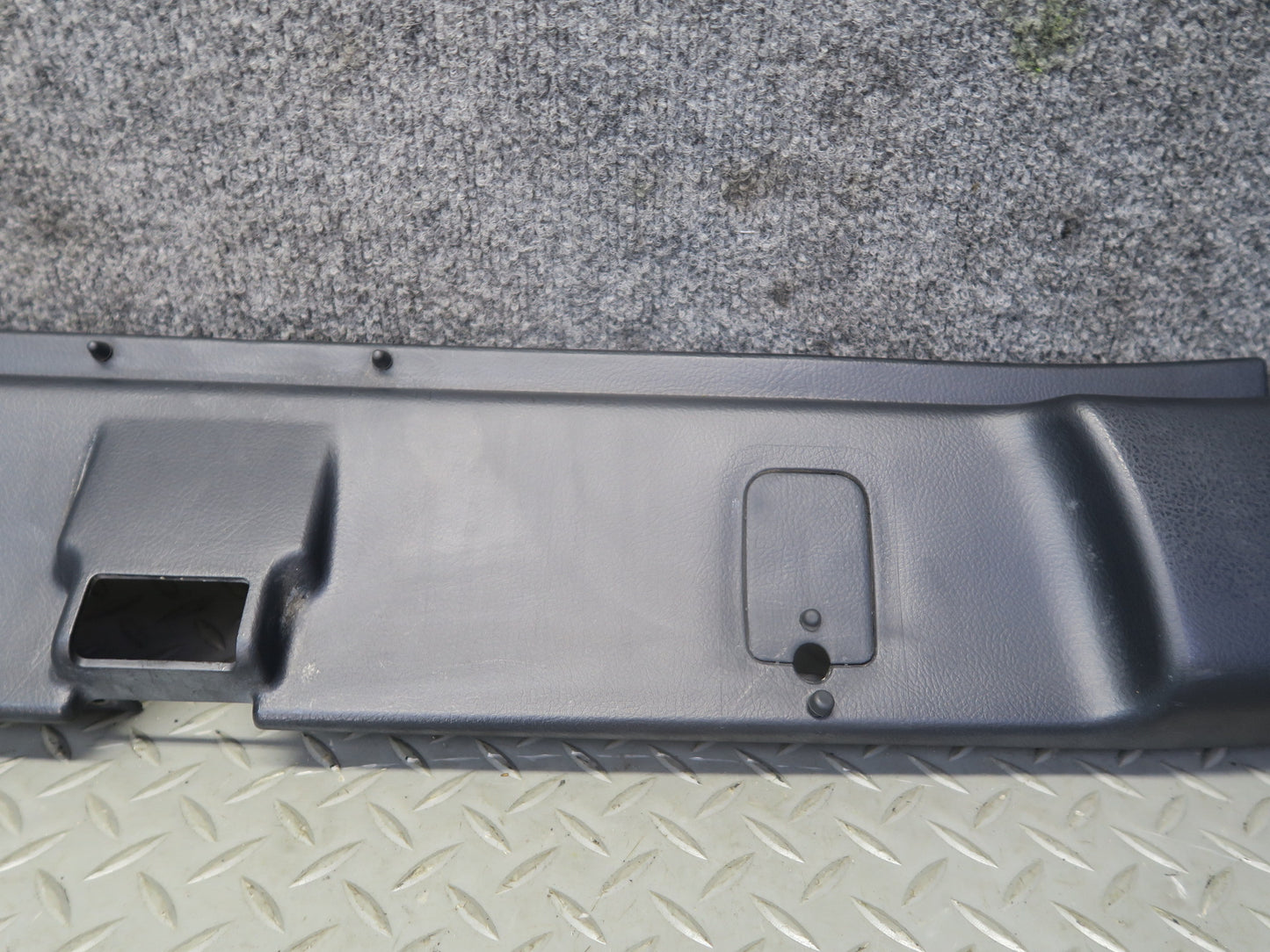00-05 Toyota MR2 Spyder ZZW30L Rear Trunk Sill Trim Panel 64712-17040 OEM
