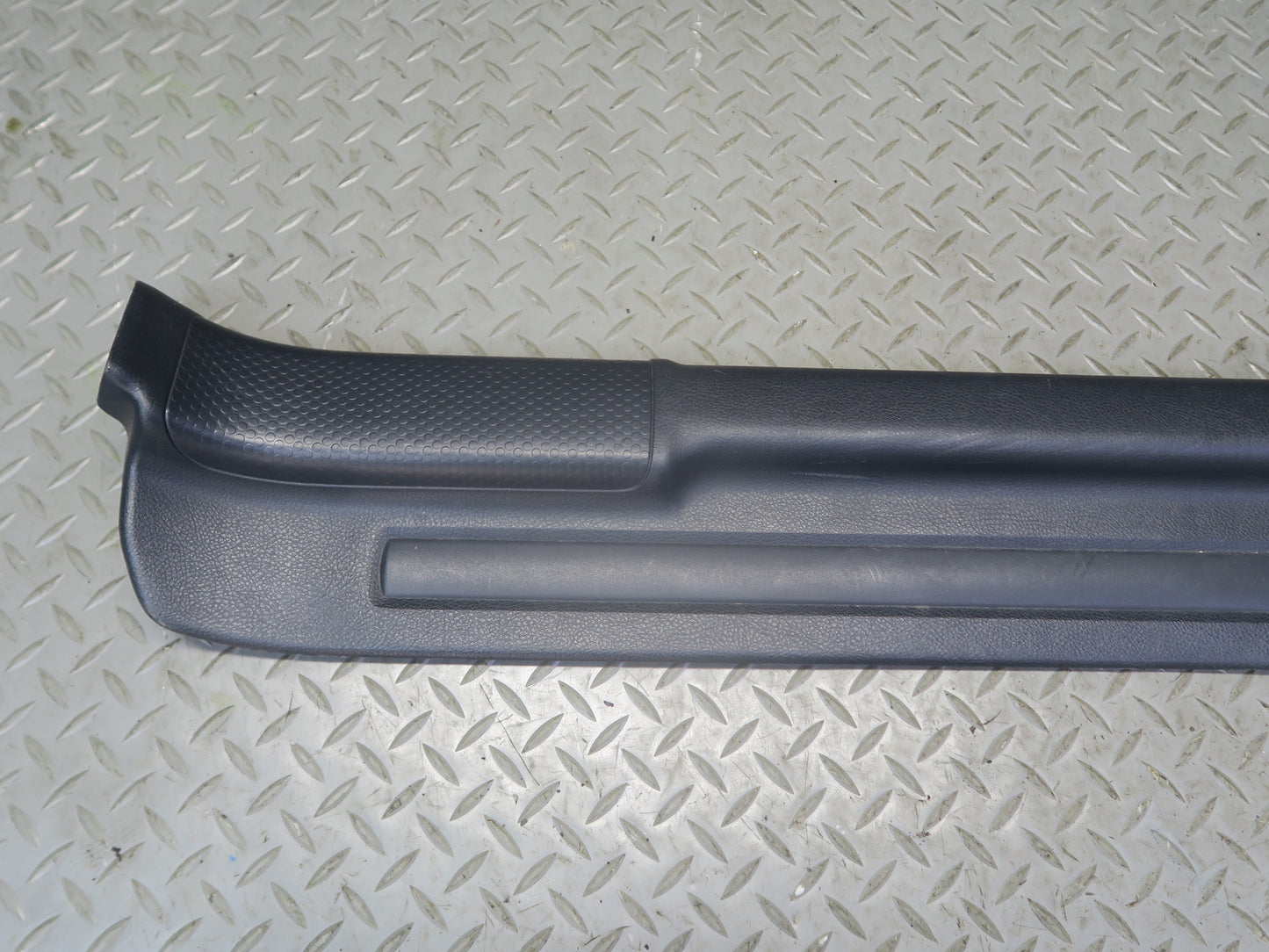 00-05 Toyota MR2 Spyder ZZW30L Left & Right Door Scuff Sill Plate Trim Set OEM