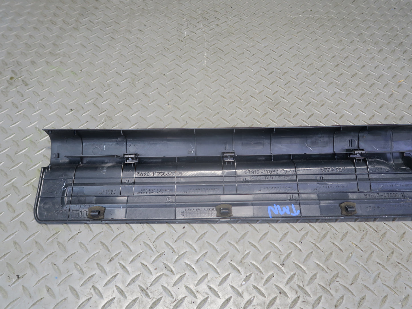 00-05 Toyota MR2 Spyder ZZW30L Left & Right Door Scuff Sill Plate Trim Set OEM