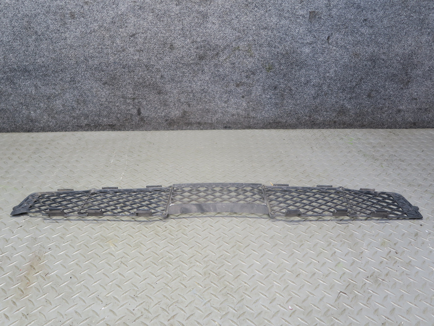 00-02 Toyota MR2 Spyder ZZW30L Front Bumper Grille Assembly OEM