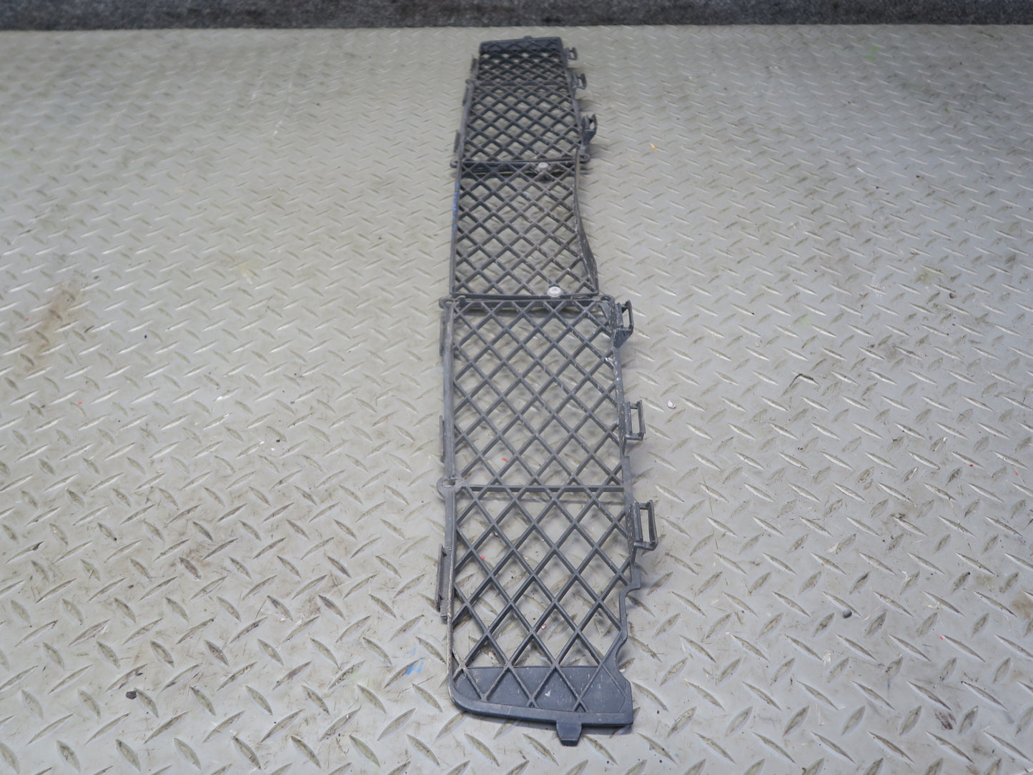 00-02 Toyota MR2 Spyder ZZW30L Front Bumper Grille Assembly OEM