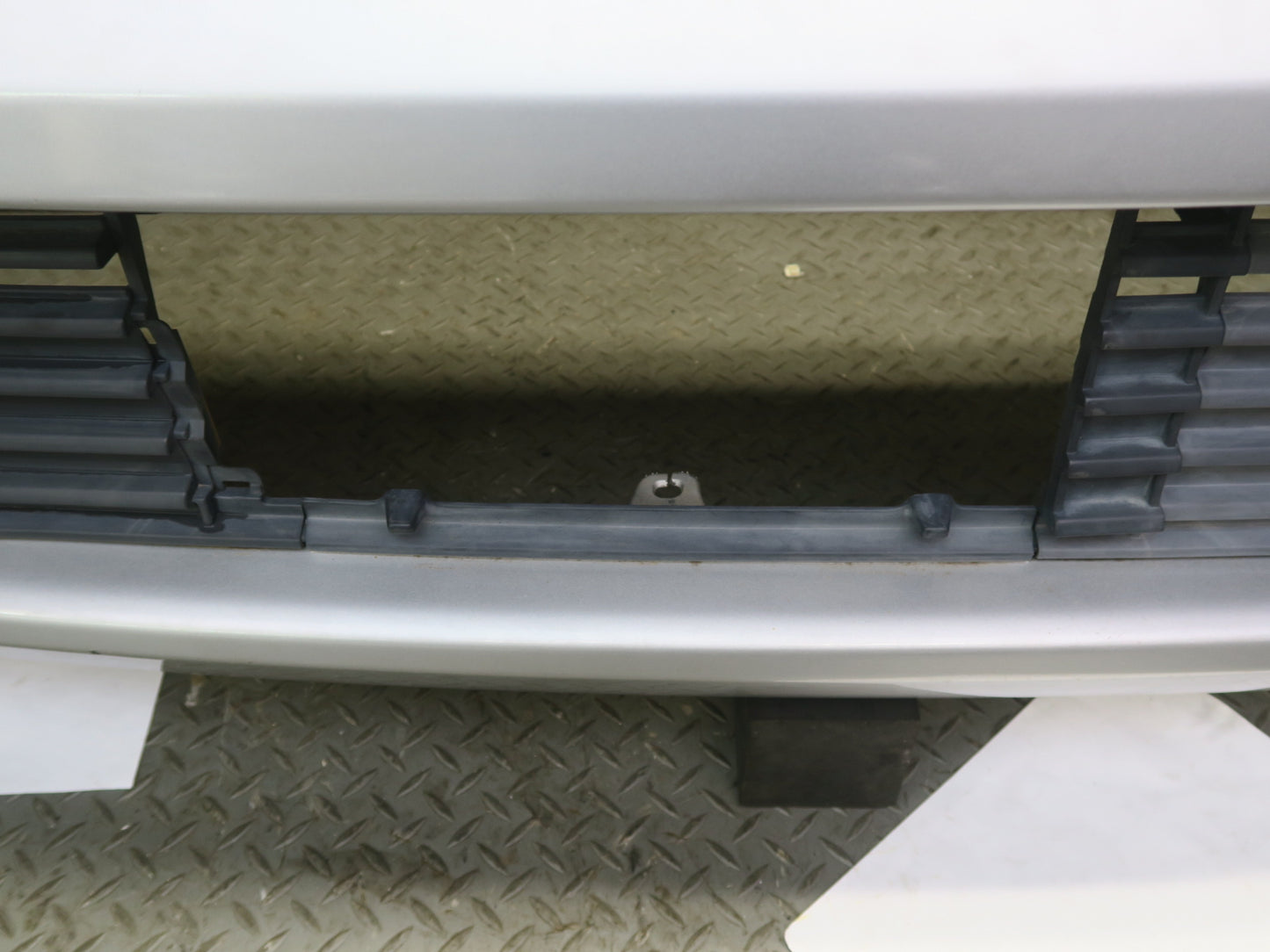 00-02 Toyota MR2 Spyder ZZW30L Rear Bumper Cover Silver OEM