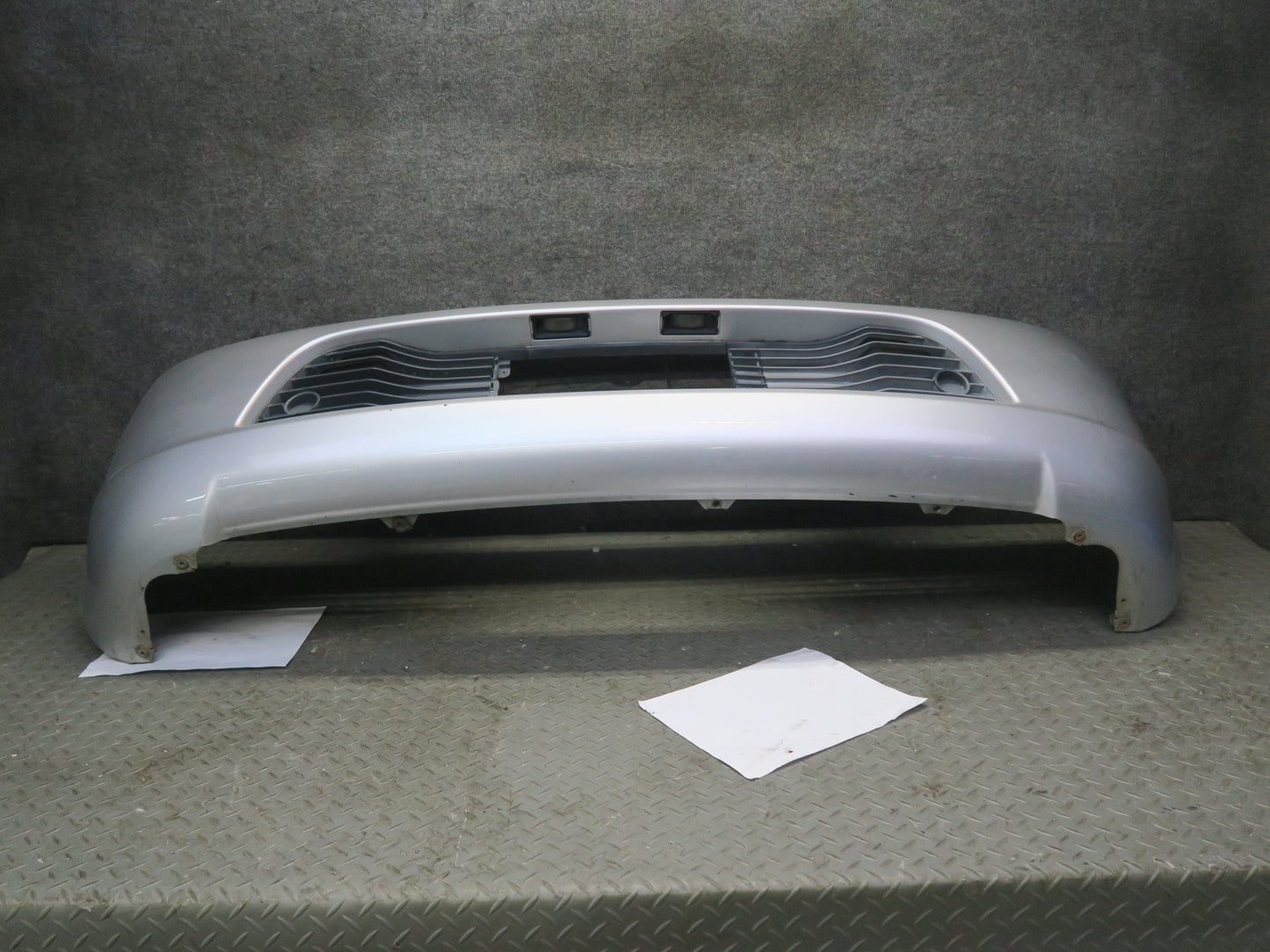 00-02 Toyota MR2 Spyder ZZW30L Rear Bumper Cover Silver OEM