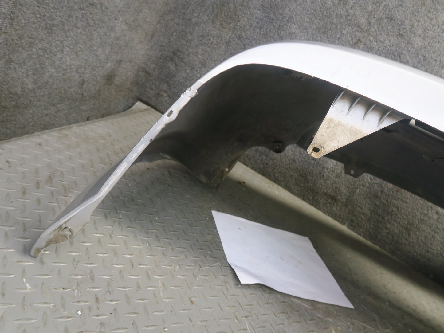 00-02 Toyota MR2 Spyder ZZW30L Rear Bumper Cover Silver OEM