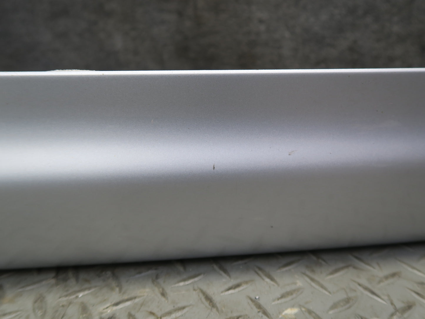 2001-2006 BMW E46 M3 Right Side Skirt Rocker Panel Lower Molding Titan Silver