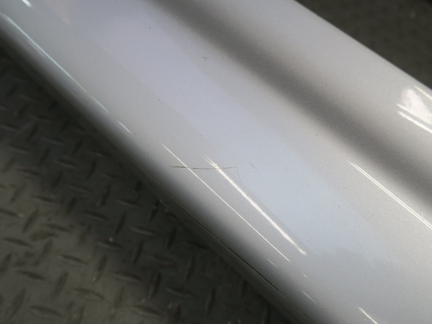 2001-2006 BMW E46 M3 Right Side Skirt Rocker Panel Lower Molding Titan Silver