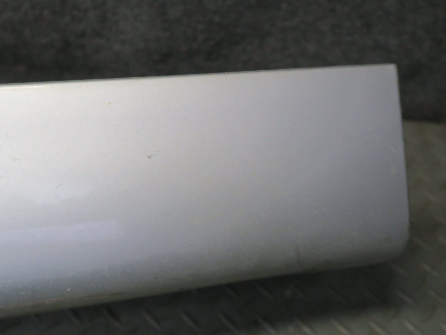 2001-2006 BMW E46 M3 Right Side Skirt Rocker Panel Lower Molding Titan Silver