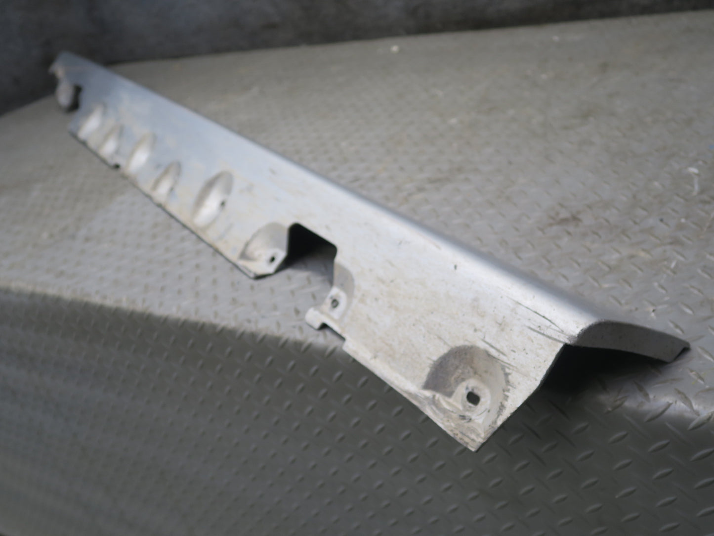 2001-2006 BMW E46 M3 Right Side Skirt Rocker Panel Lower Molding Titan Silver