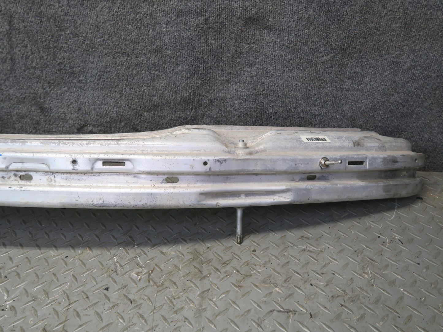 2001-2006 BMW E46 3-SERIES Front Bumper Impact Renforcement Bar 8195300