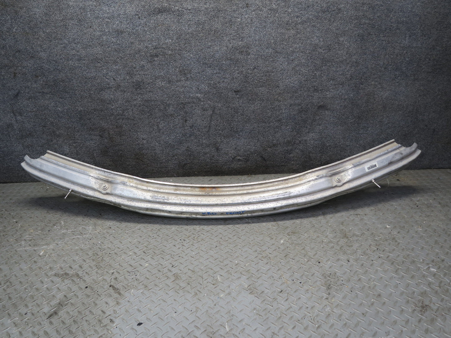 2001-2006 BMW E46 3-SERIES Front Bumper Impact Renforcement Bar 8195300
