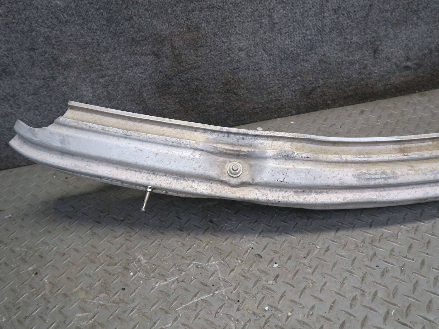 2001-2006 BMW E46 3-SERIES Front Bumper Impact Renforcement Bar 8195300