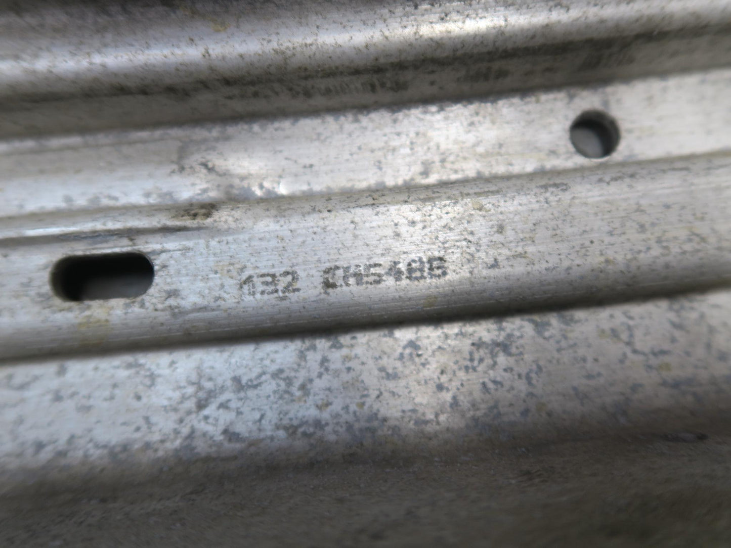 2001-2006 BMW E46 3-SERIES Front Bumper Impact Renforcement Bar 8195300