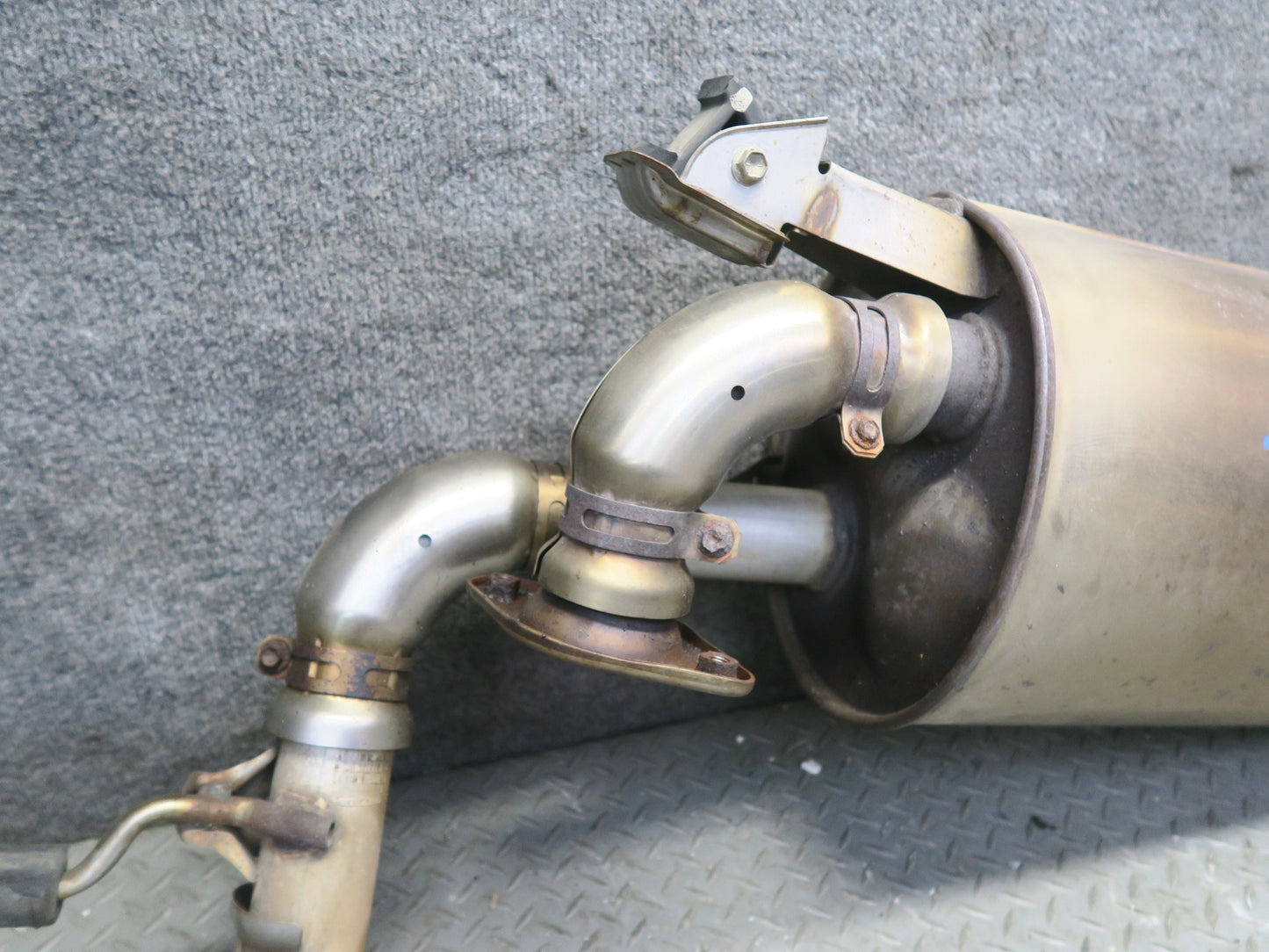 00-02 Toyota MR2 Spyder ZZW30L Rear Exhaust Muffler w Tip OEM