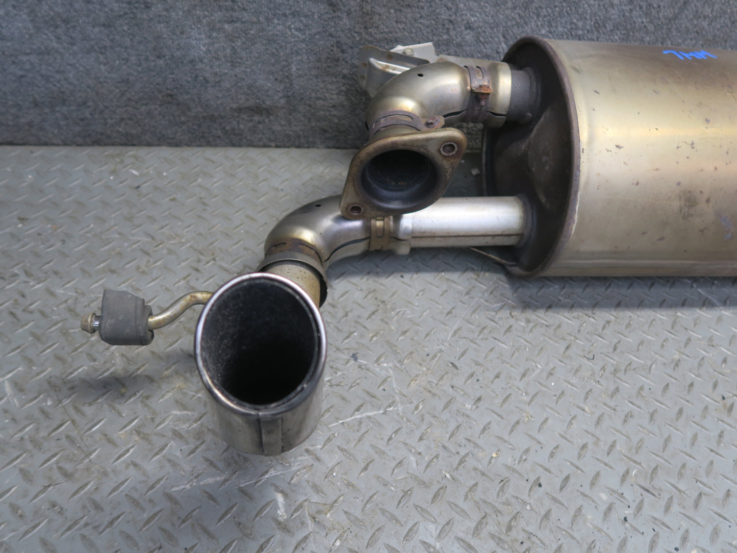 00-02 Toyota MR2 Spyder ZZW30L Rear Exhaust Muffler w Tip OEM