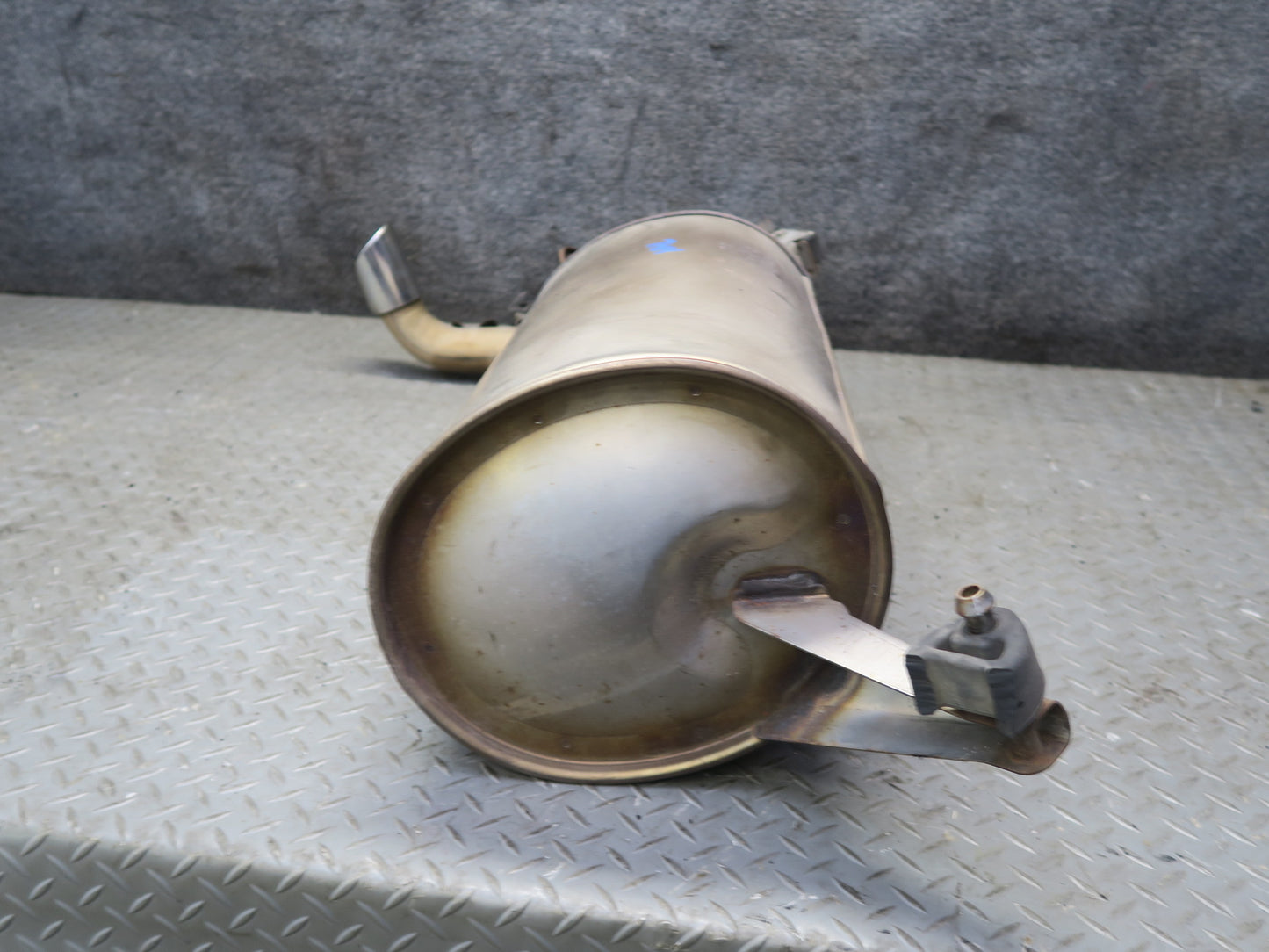 00-02 Toyota MR2 Spyder ZZW30L Rear Exhaust Muffler w Tip OEM