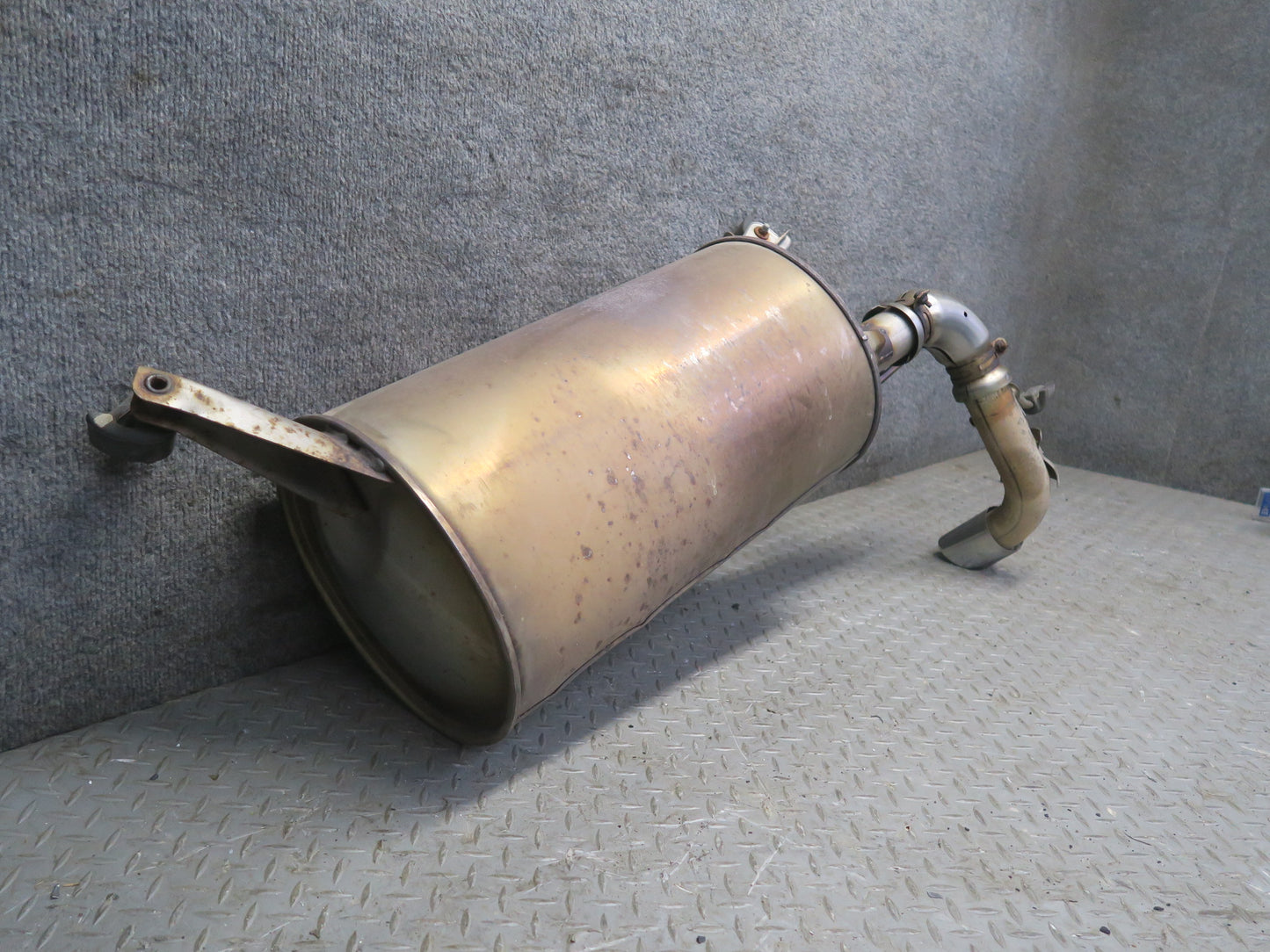 00-02 Toyota MR2 Spyder ZZW30L Rear Exhaust Muffler w Tip OEM