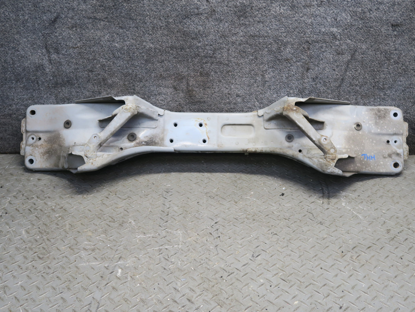 00-02 Toyota MR2 Spyder ZZW30L Rear Suspension Sub Frame Crossmember Carrier OEM