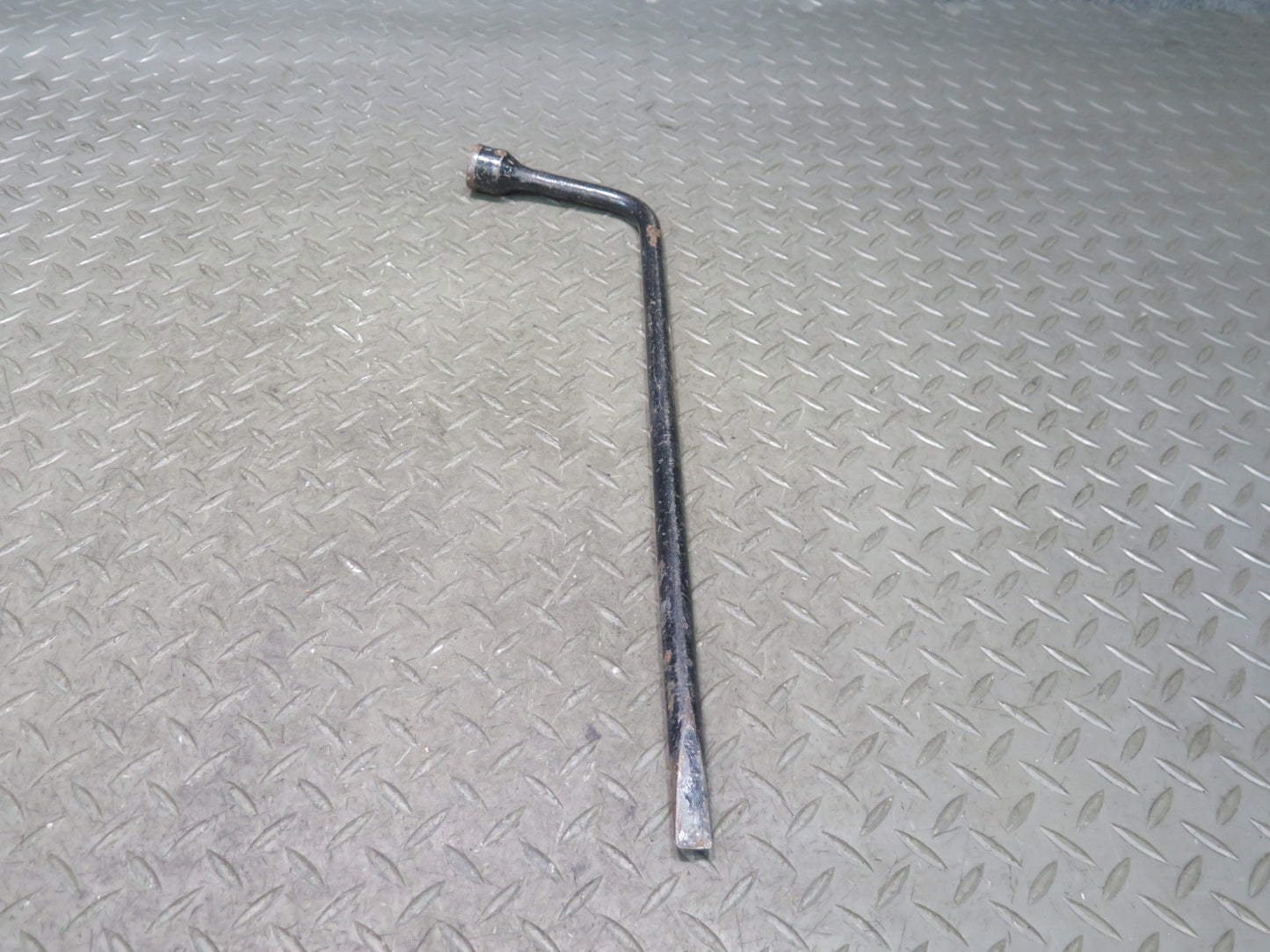 00-05 Toyota MR2 Spyder ZZW30L Emergency Spare Tire TOW Hook Tools w Case OEM