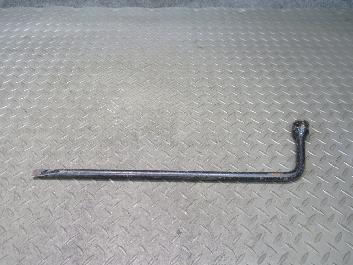 00-05 Toyota MR2 Spyder ZZW30L Emergency Spare Tire TOW Hook Tools w Case OEM