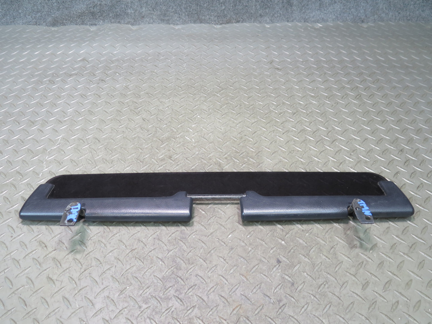 00-05 Toyota MR2 Spyder ZZW30L Rear Back Glass Window Wind Deflector OEM