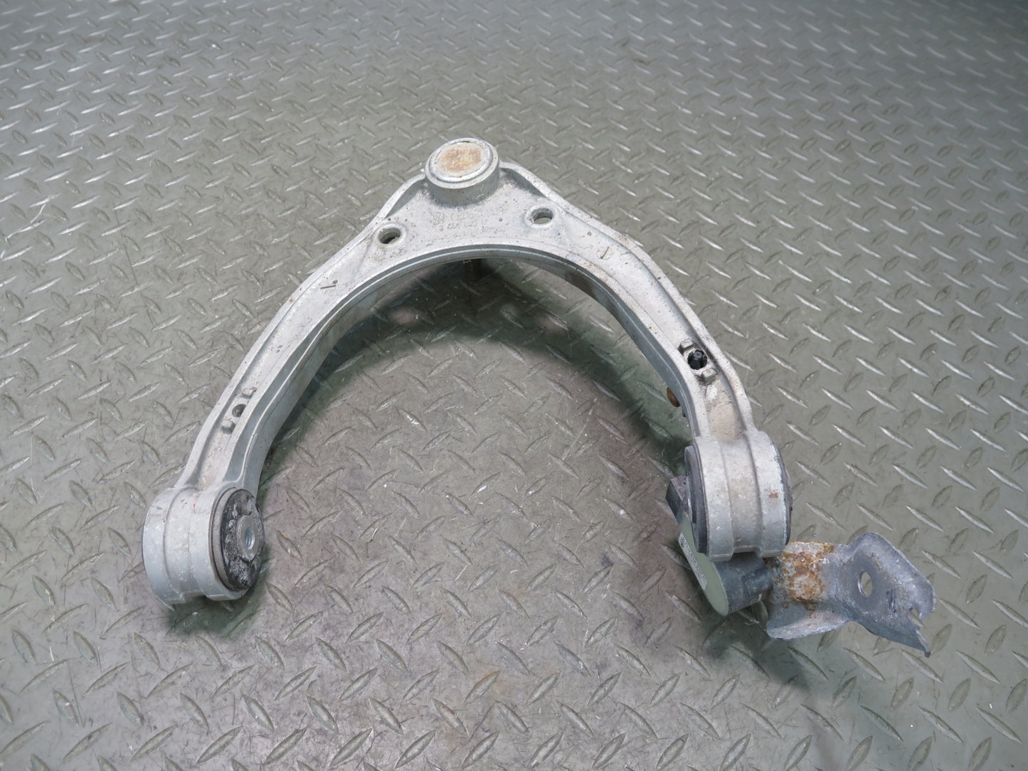 2003-2010 Porsche Cayenne 957 Front Right Upper Control Arm w Height Sensor