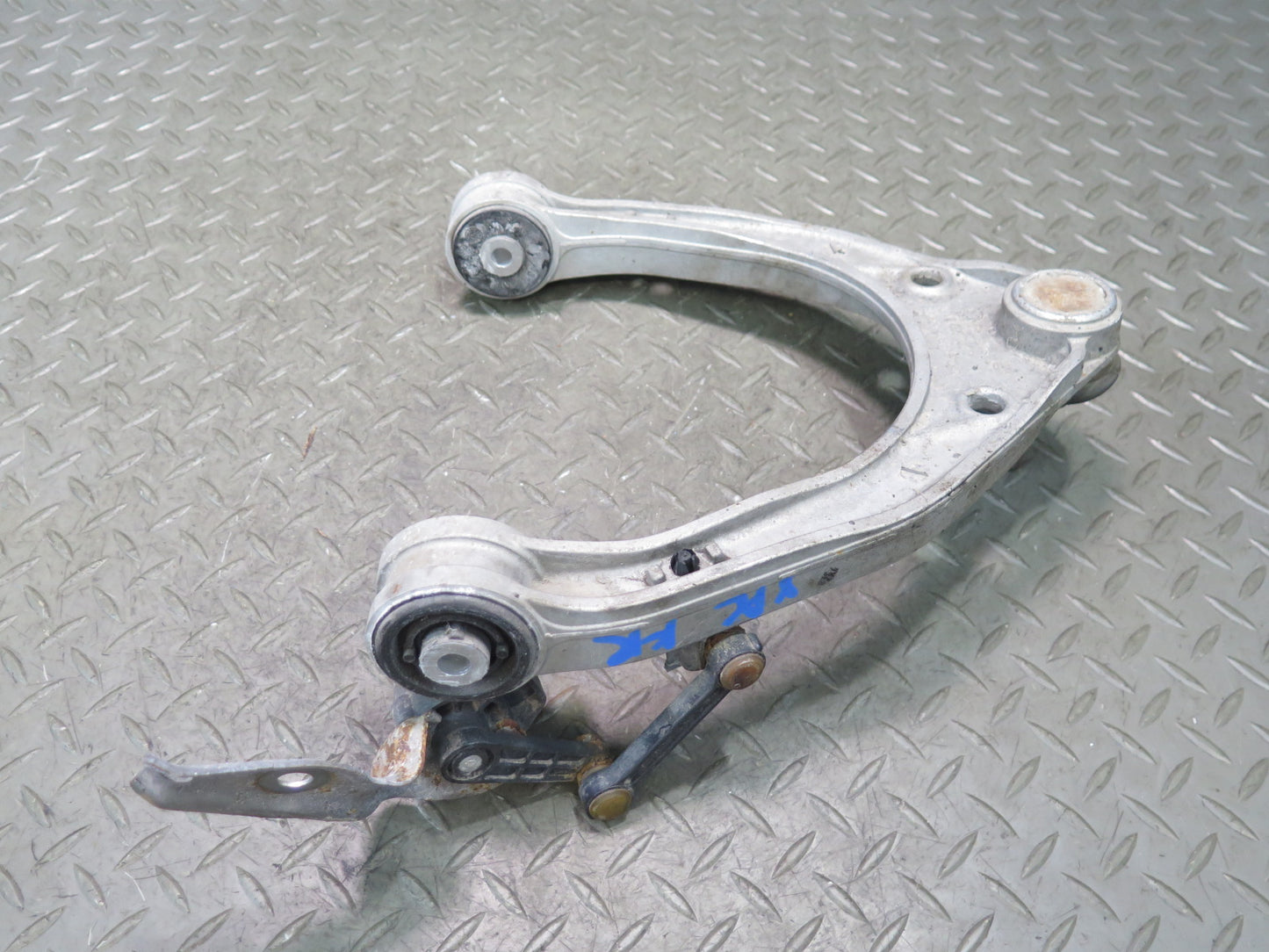 2003-2010 Porsche Cayenne 957 Front Right Upper Control Arm w Height Sensor