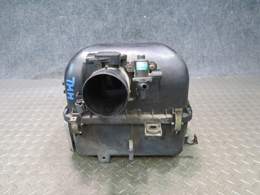 00-05 Toyota MR2 Spyder ZZW30L Air Intake Cleaner Filter Box w Sensor OEM