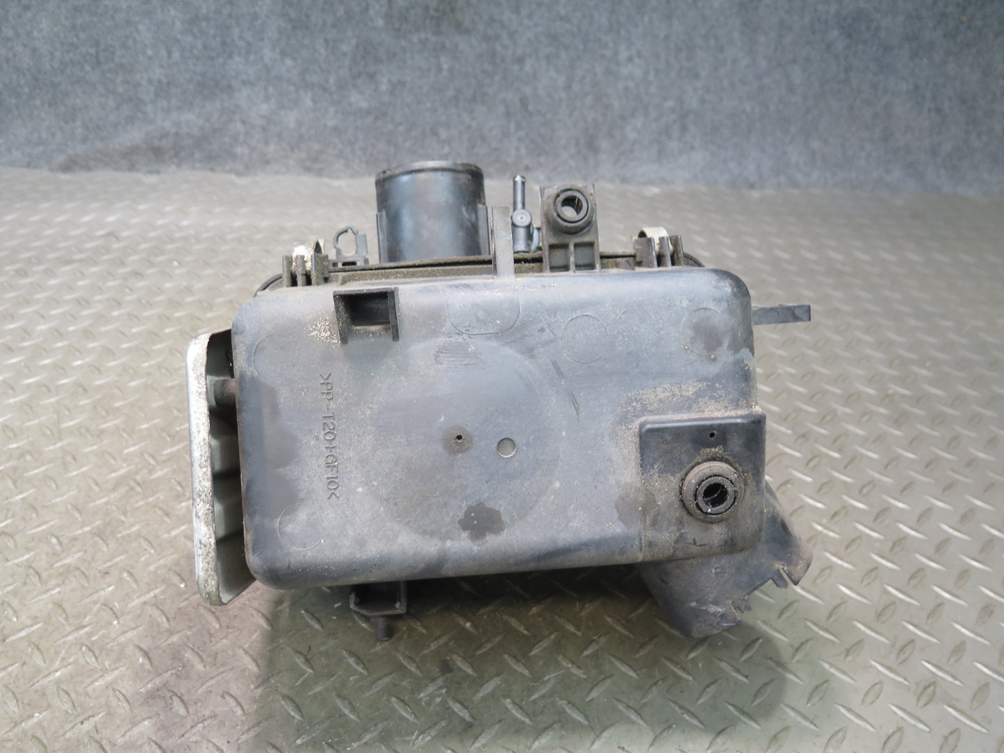 00-05 Toyota MR2 Spyder ZZW30L Air Intake Cleaner Filter Box w Sensor OEM