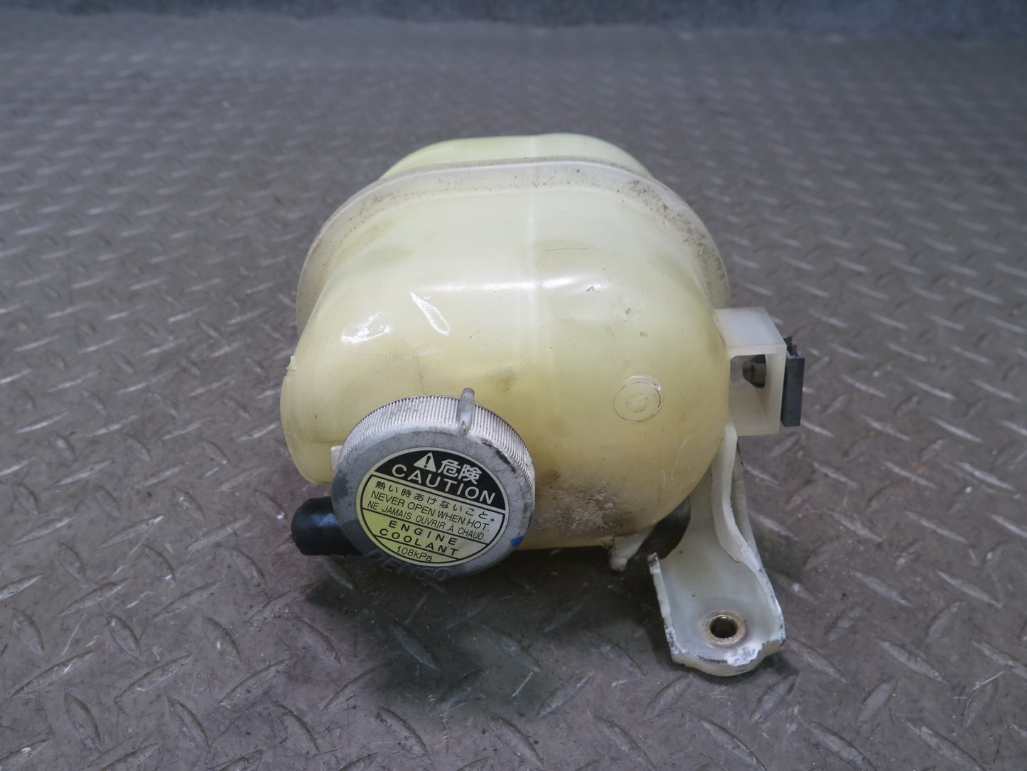 00-05 Toyota MR2 Spyder ZZW30L Engine Expansion Overflow Reservoir Tank OEM