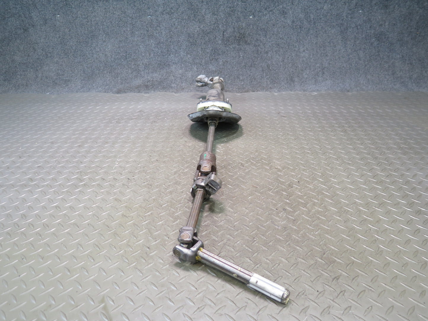 2008-2010 Porsche Cayenne 957 Steering Column U Joint Linkage Shaft
