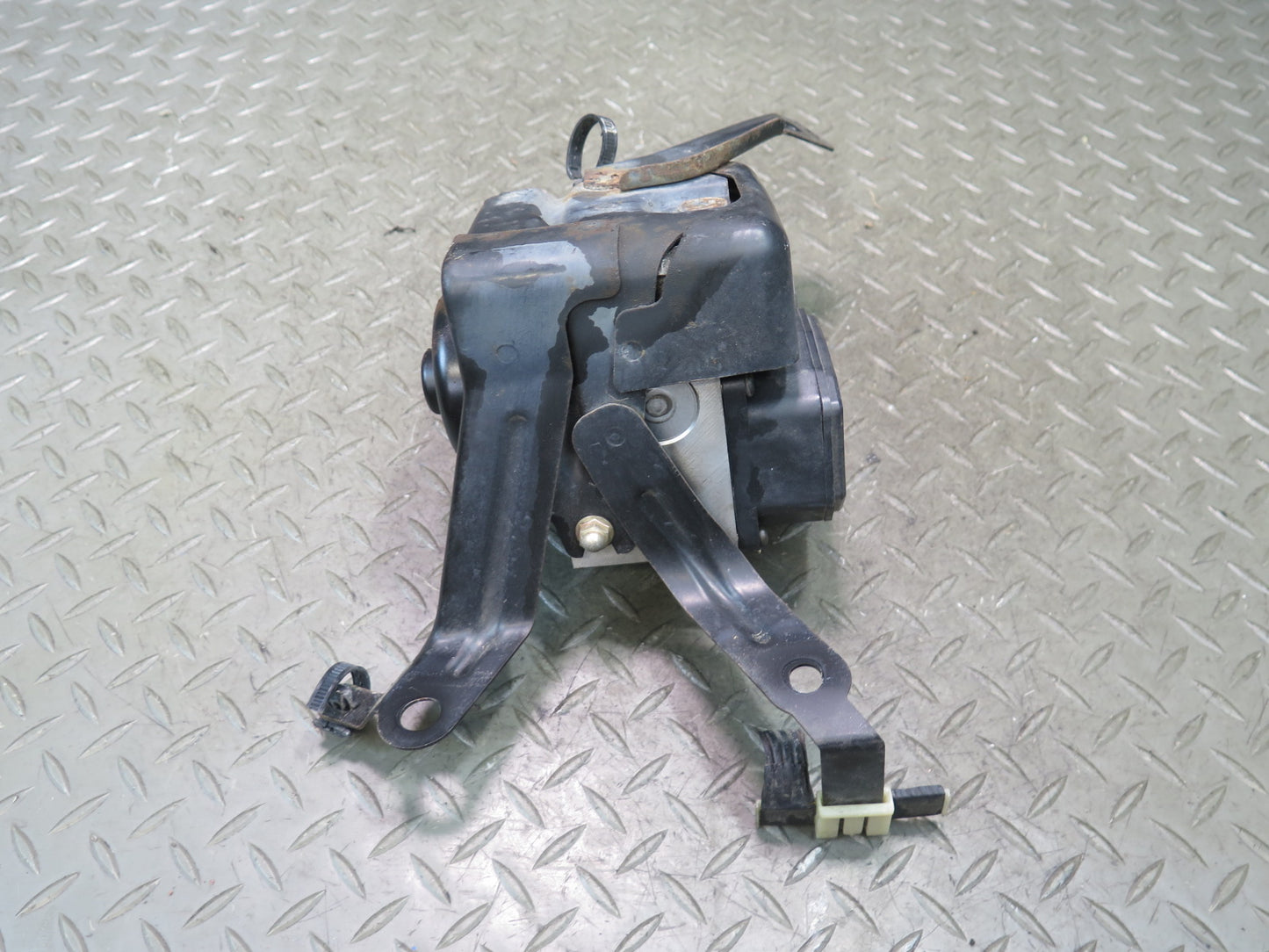 00-02 Toyota MR2 Spyder ZZW30L Anti Lock Brake ABS Pump Module 44510-17080 OEM