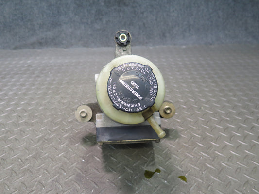 00-05 Toyota MR2 Spyder ZZW30L Power Steering Pump 89657-17010 OEM