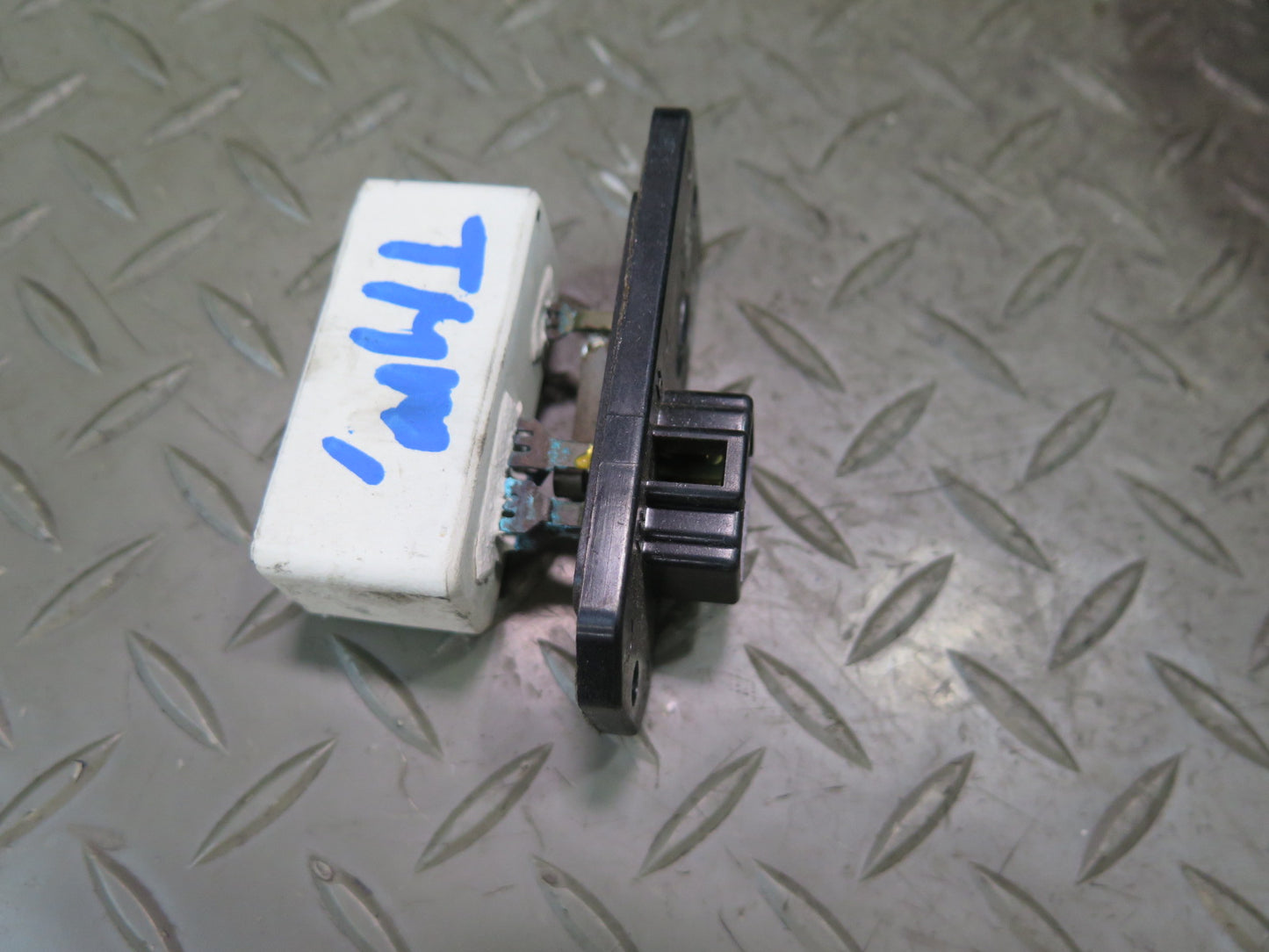 00-05 Toyota MR2 Spyder ZZW30L A/C Heater Blower Motor Fan Resistor Set OEM