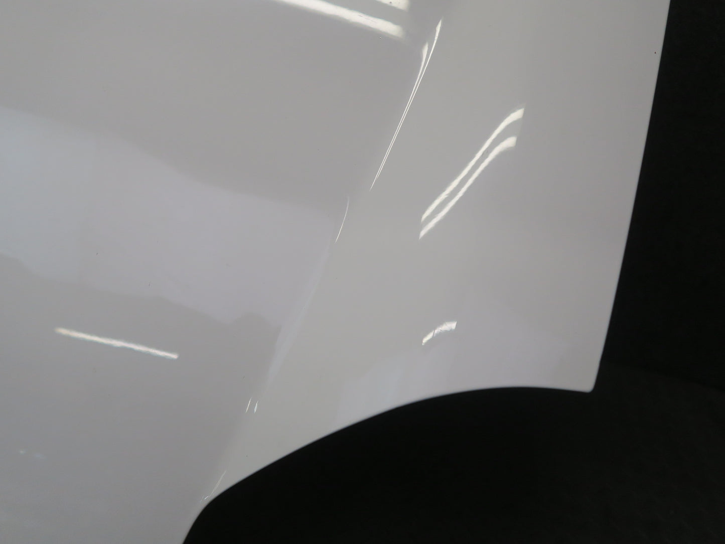 00-05 Toyota MR2 Spyder ZZW30L Front Hood Bonnet Shell Panel Super White OEM