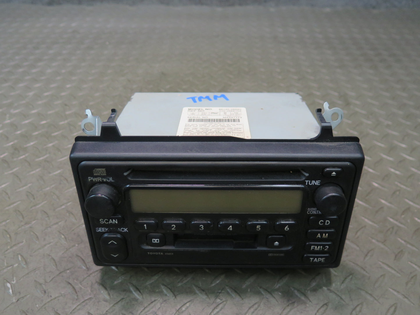 00-02 Toyota MR2 Spyder ZZW30L Radio Cassette CD Player Receiver 86120-2B680 OEM