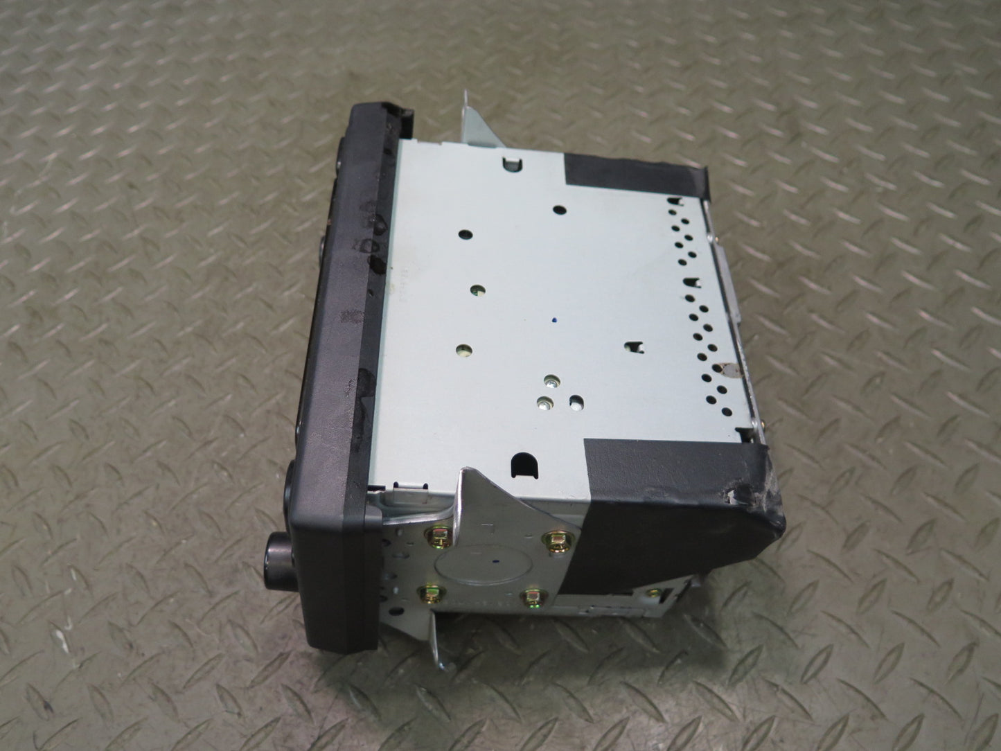 00-02 Toyota MR2 Spyder ZZW30L Radio Cassette CD Player Receiver 86120-2B680 OEM