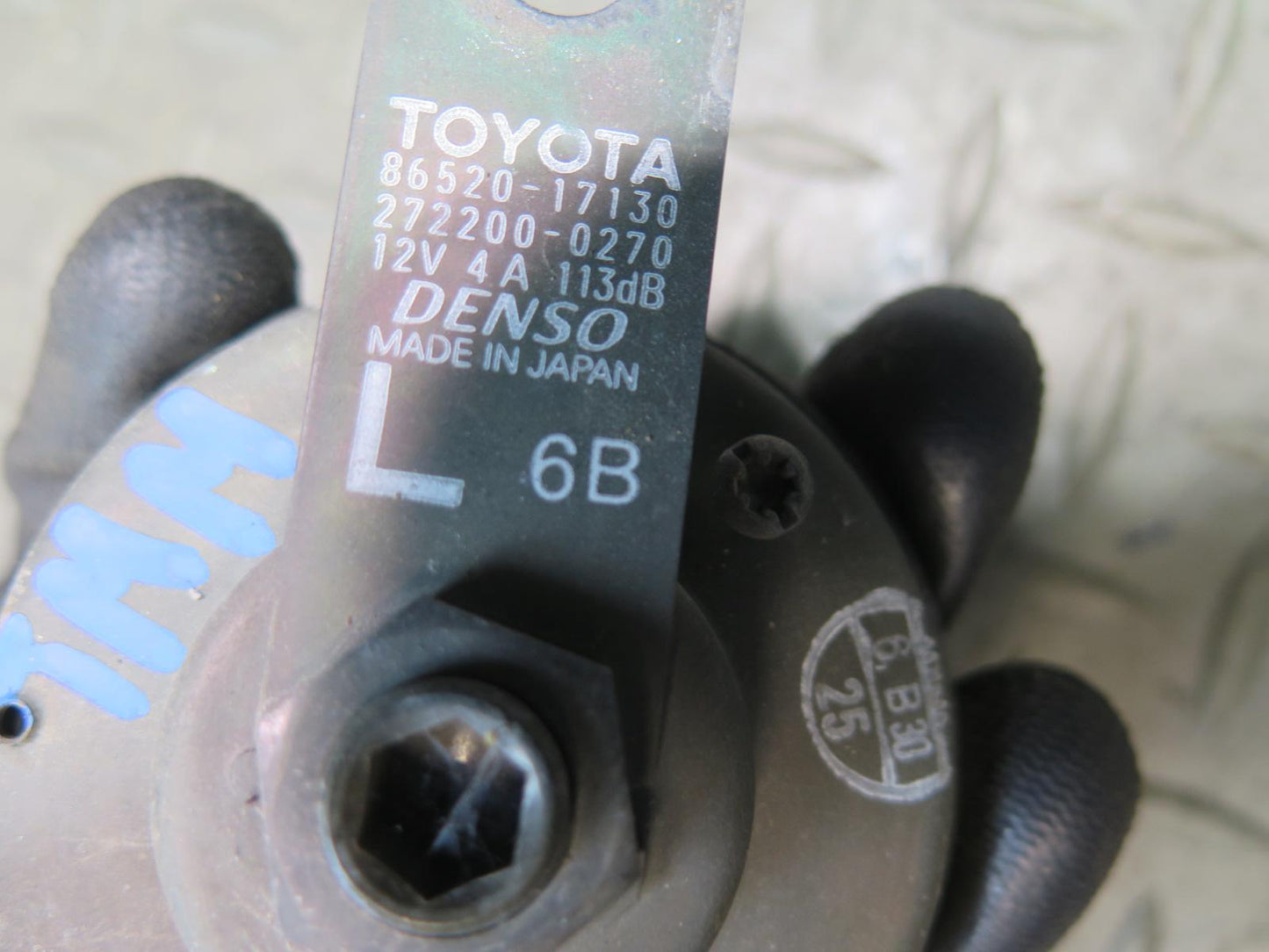 00-05 Toyota MR2 Spyder ZZW30L High & Low Tone Note Pitch Horn Signal Set OEM
