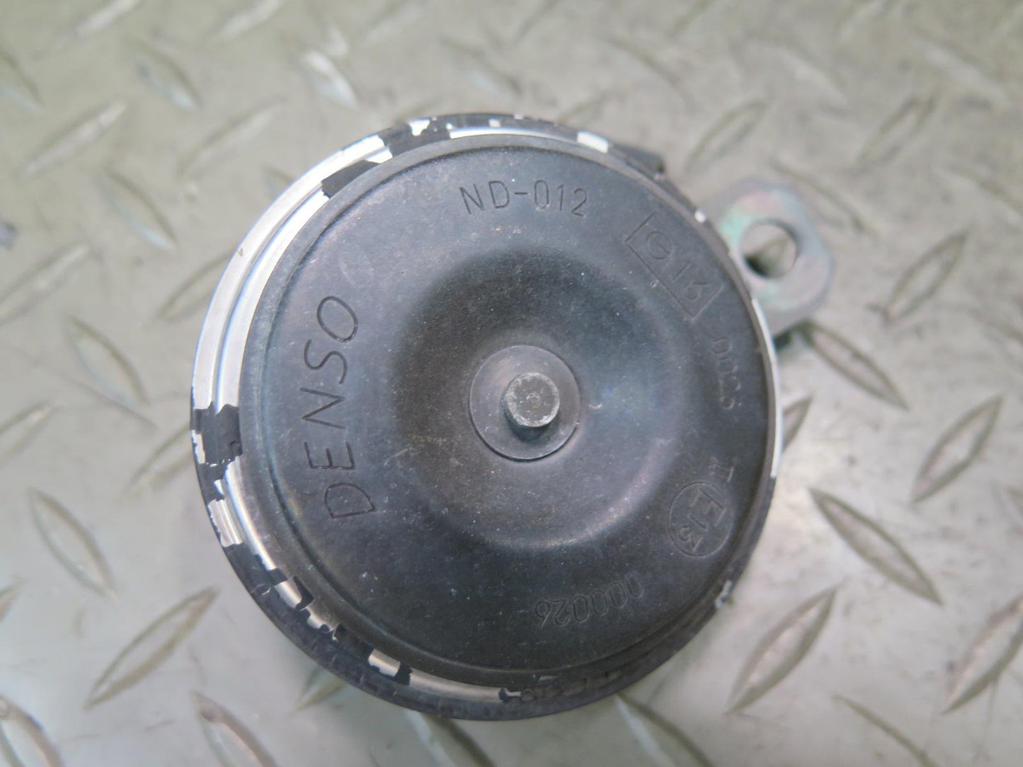 00-05 Toyota MR2 Spyder ZZW30L High & Low Tone Note Pitch Horn Signal Set OEM