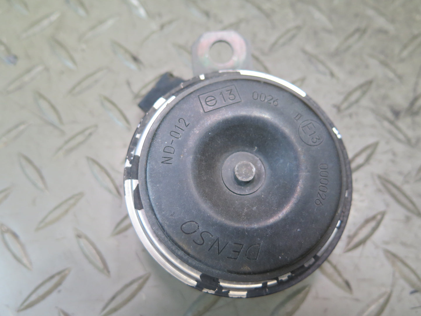 00-05 Toyota MR2 Spyder ZZW30L High & Low Tone Note Pitch Horn Signal Set OEM