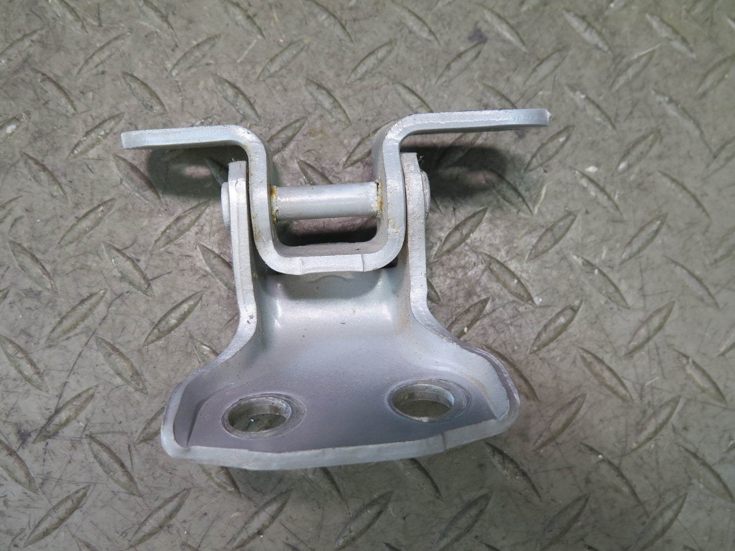 00-05 Toyota MR2 Spyder ZZW30L Set of 2 Left Door Upper & Lower Hinge OEM