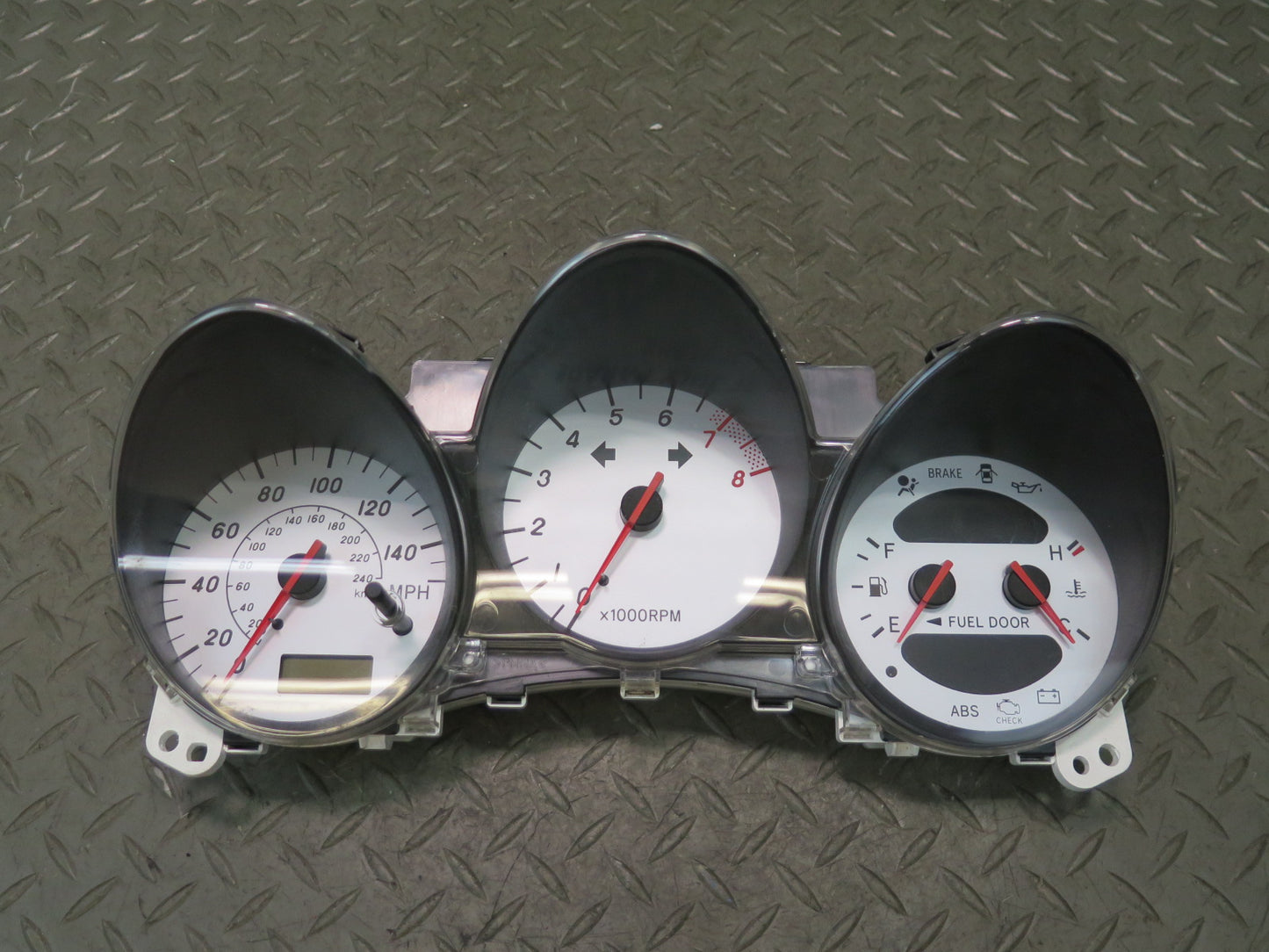 00-02 Toyota MR2 Spyder ZZW30L M/T Instrument Cluster Gauge Speedometer OEM
