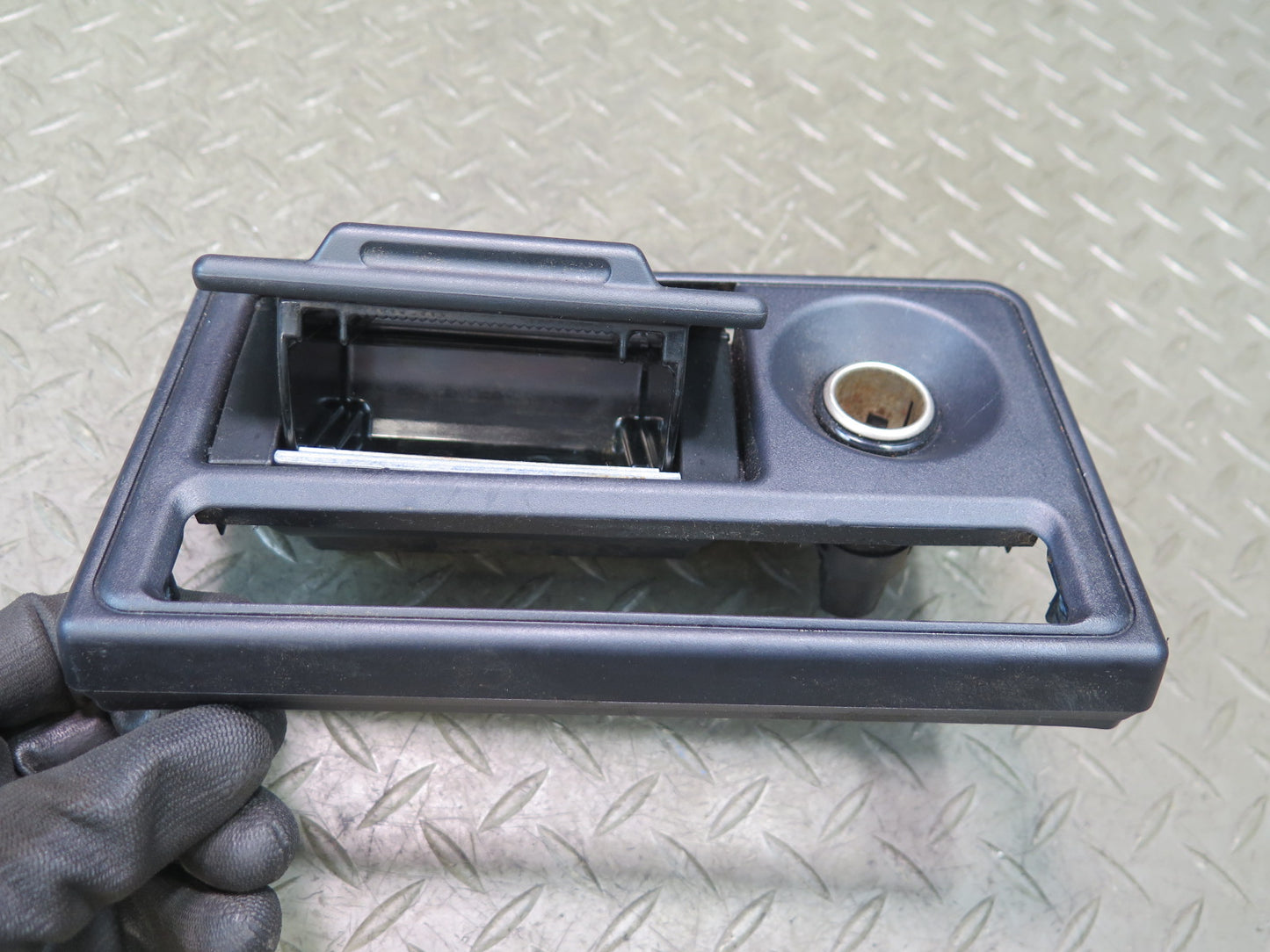 00-05 Toyota MR2 Spyder ZZW30L Dash Front Ash Tray OEM